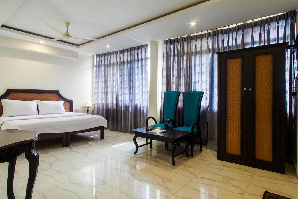 Hotel Himalaya Харидвар Экстерьер фото